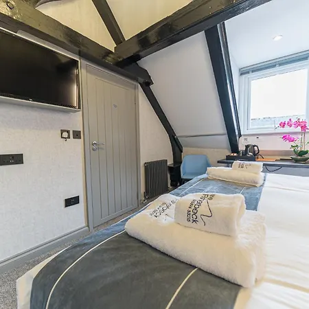 بيت ضيافة The Log House