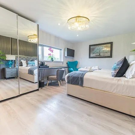 The Log House بيت ضيافة 3*