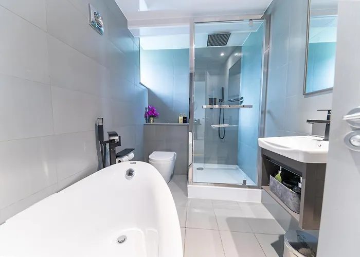 The Log House بيت ضيافة 3*