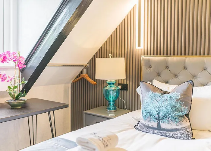 The Log House بيت ضيافة آمبيلسايد