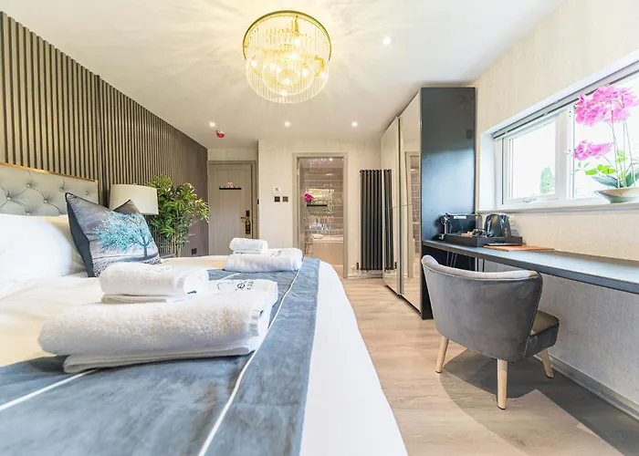 بيت ضيافة The Log House 3*