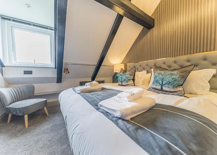 The Log House 3* آمبيلسايد