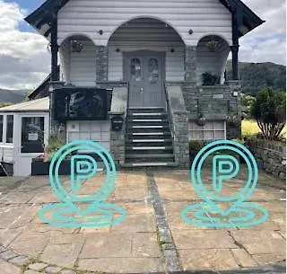 بيت ضيافة The Log House آمبيلسايد